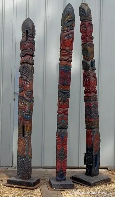 Totems de mer, les ancêtres, 1987 — Sculpture de Serge Boué-Kovacs