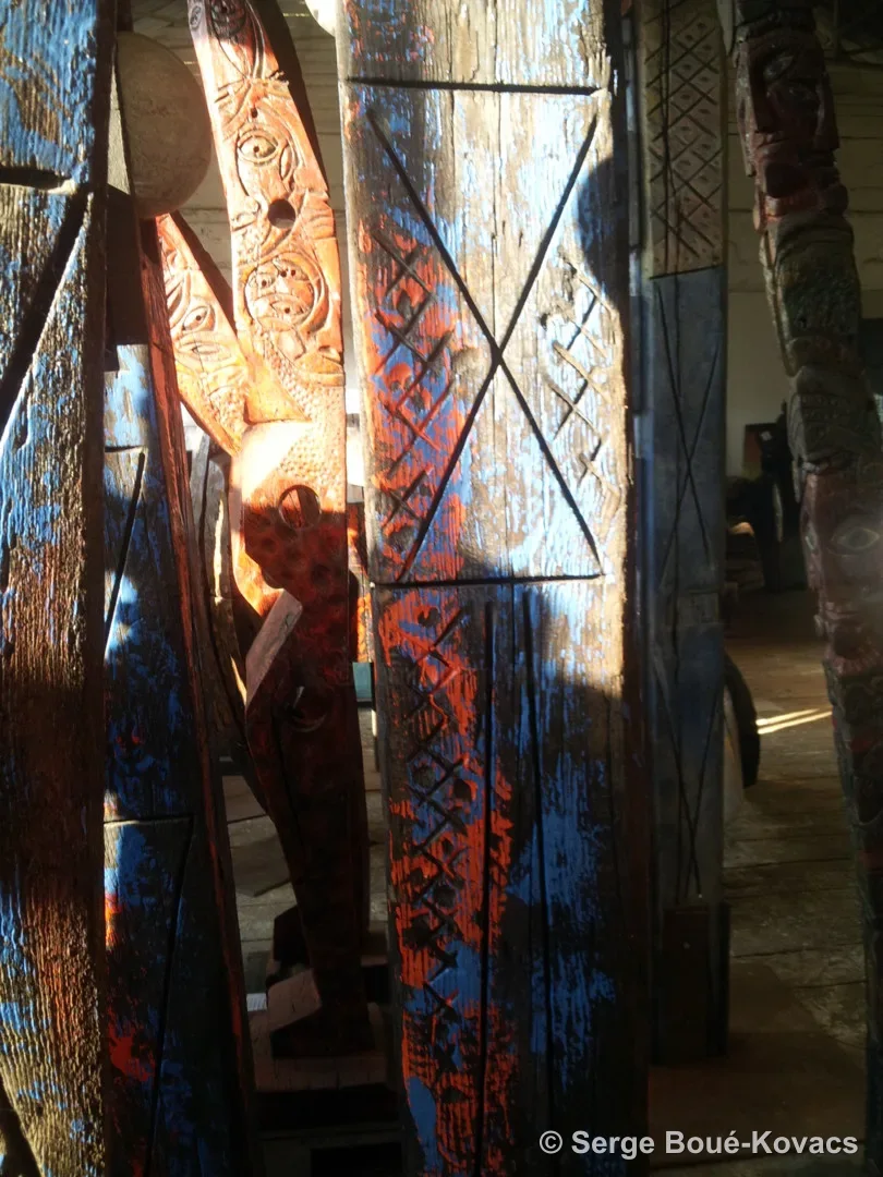 Pans sculptés bleu et ocre — Peinture de Serge Boué-Kovacs