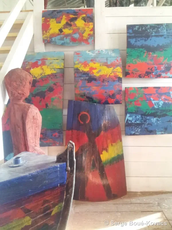 Panneaux colorés et figure rose — Peinture de Serge Boué-Kovacs