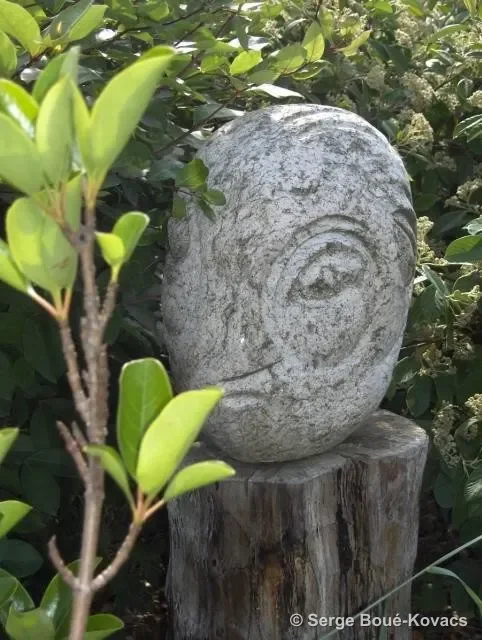 Tête de totem, 2000 — Sculpture de Serge Boué-Kovacs